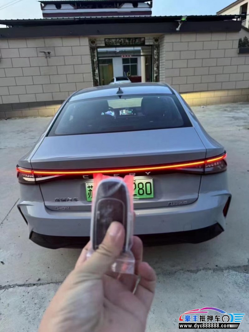 24年奇瑞风云轿车抵押车出售