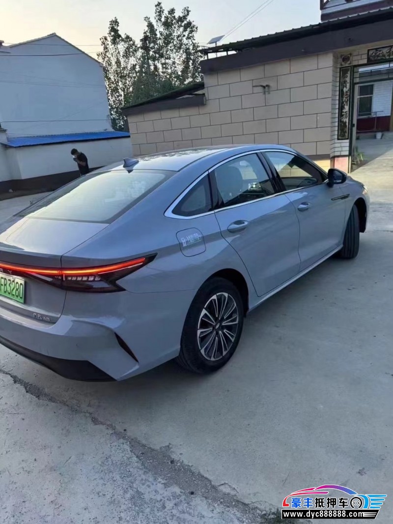 24年奇瑞风云轿车抵押车出售