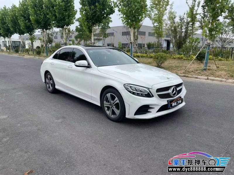 20年奔驰C轿车抵押车出售