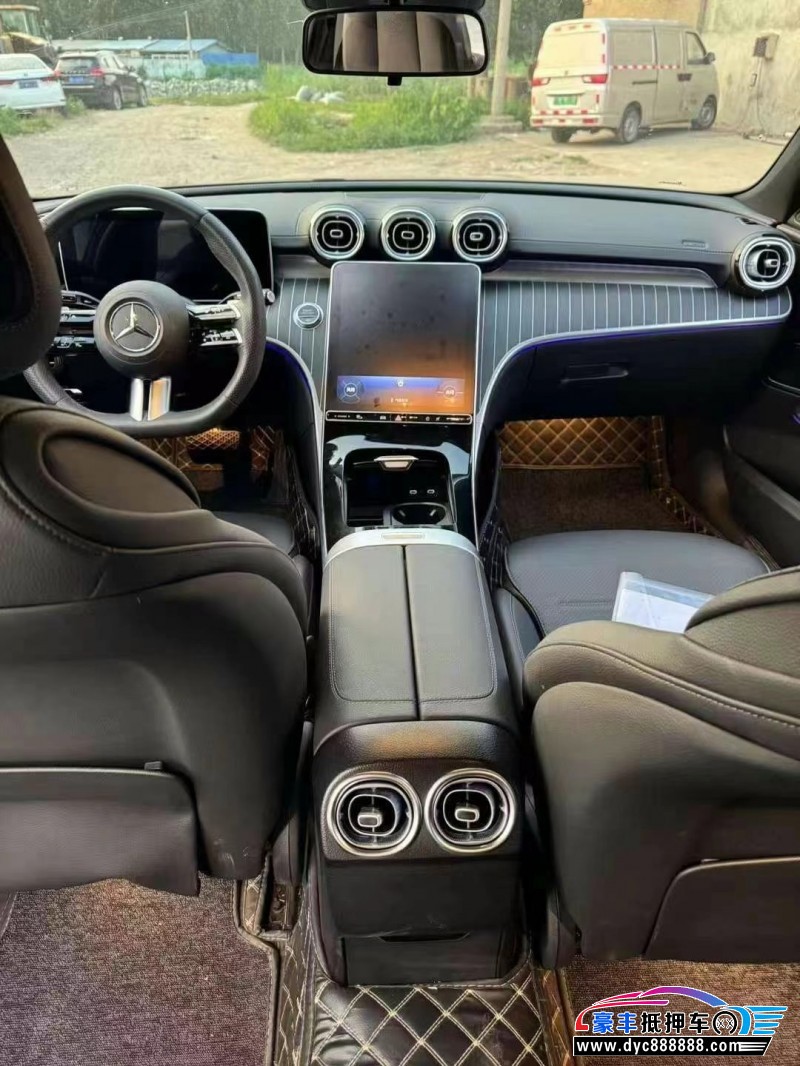 24年奔驰C轿车抵押车出售