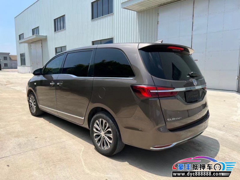 22年别克GL8轿车抵押车出售