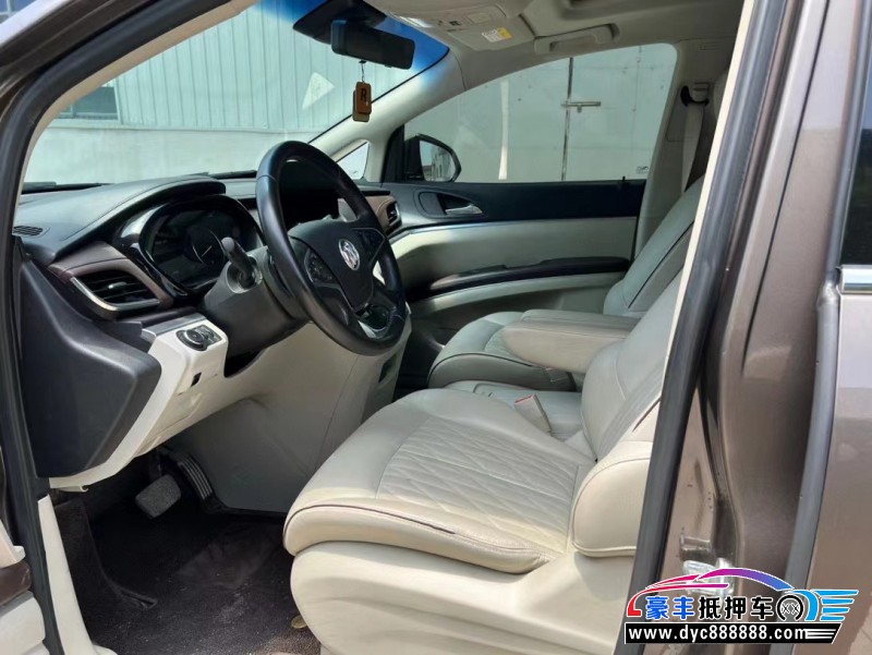 22年别克GL8轿车抵押车出售