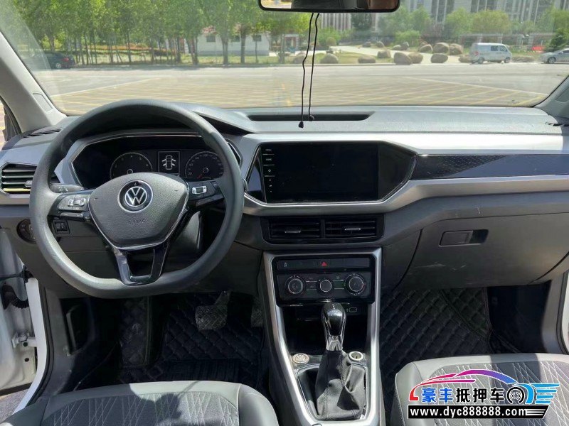 21年大众途凯轿车抵押车出售