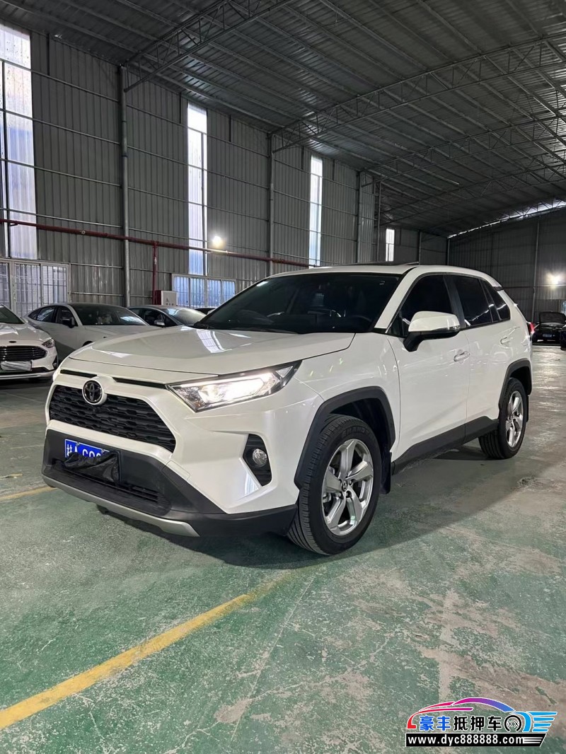 21年丰田RAV4轿车抵押车出售