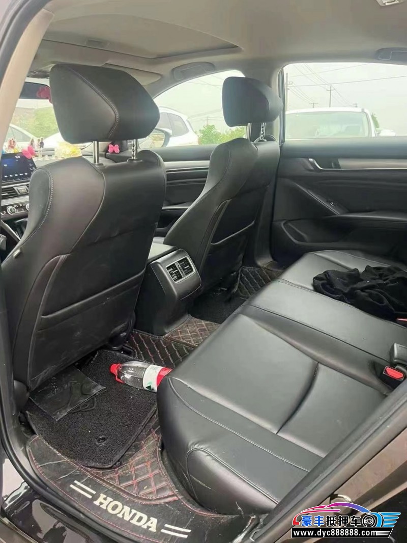 21年本田雅阁轿车抵押车出售