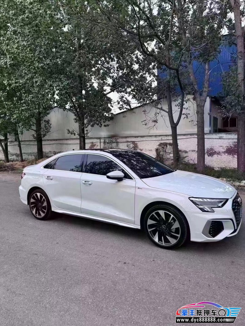 23年奥迪A3轿车抵押车出售