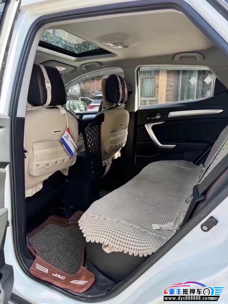 16年江淮瑞风S3轿车抵押车出售