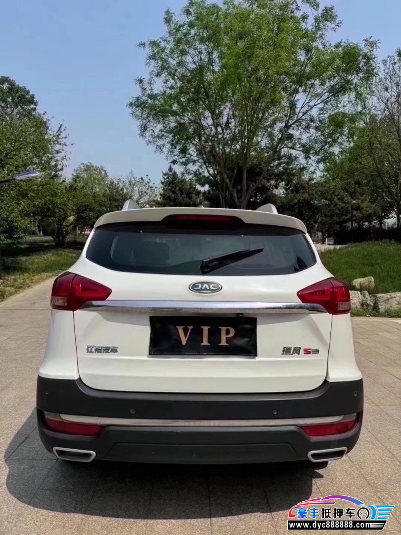 17年江淮瑞风S3轿车抵押车出售