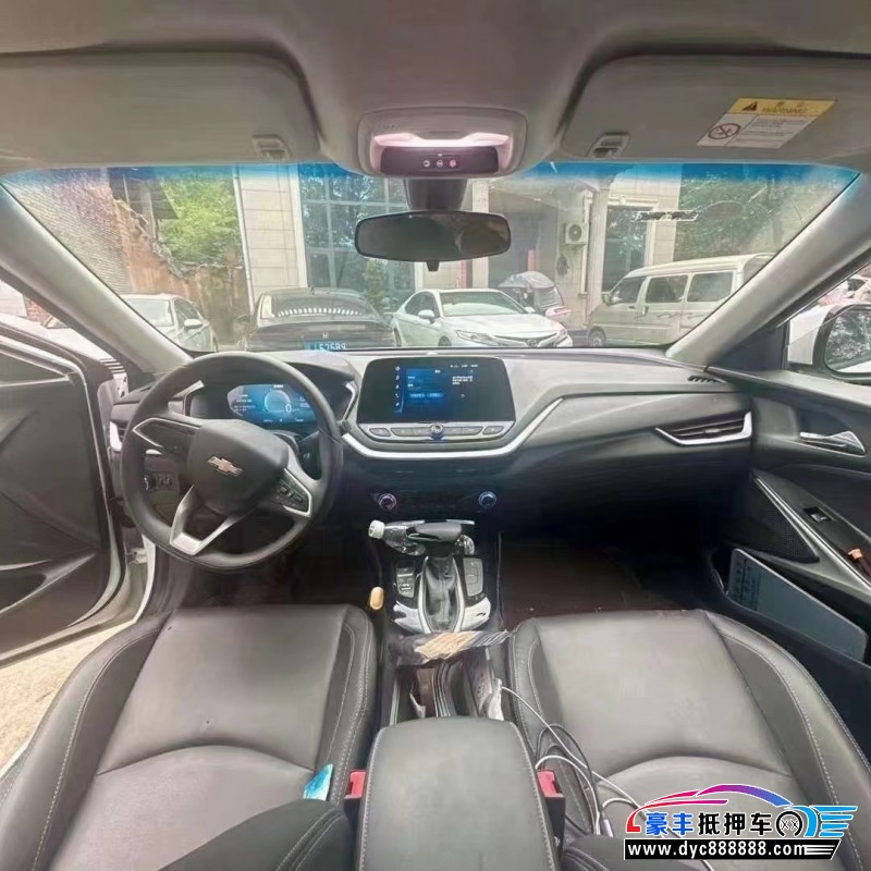 24年雪佛兰畅巡轿车抵押车出售
