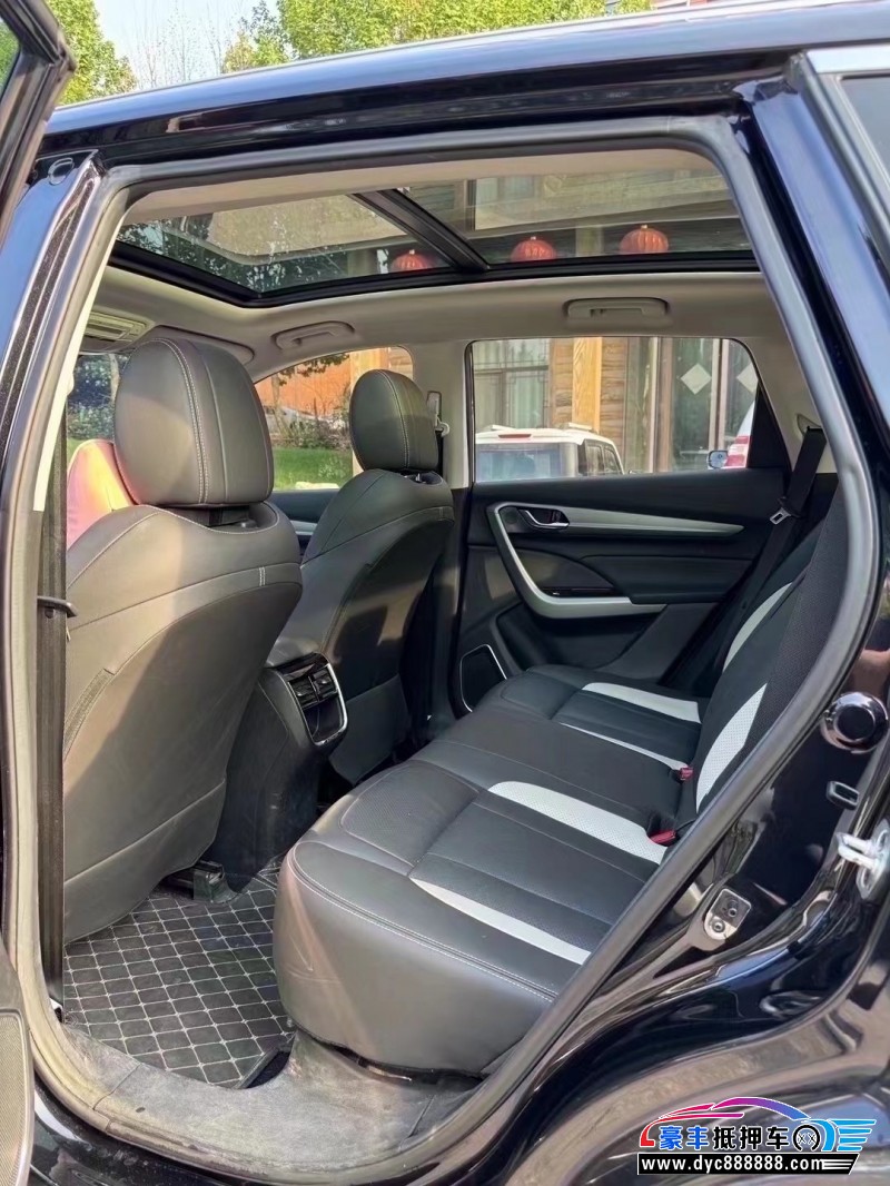 21年东风风神AX7轿车抵押车出售