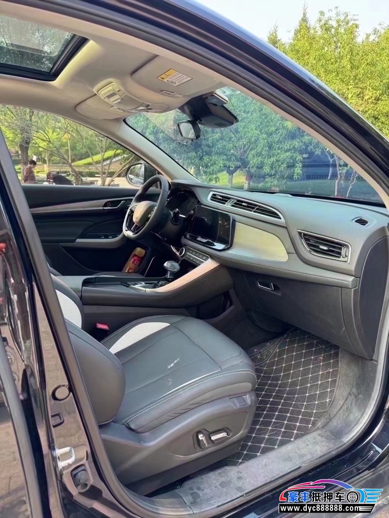 21年东风风神AX7轿车抵押车出售