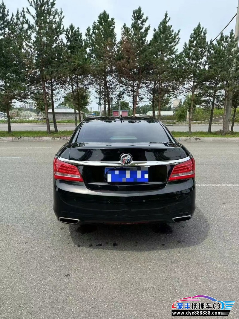 15年别克君越轿车抵押车出售