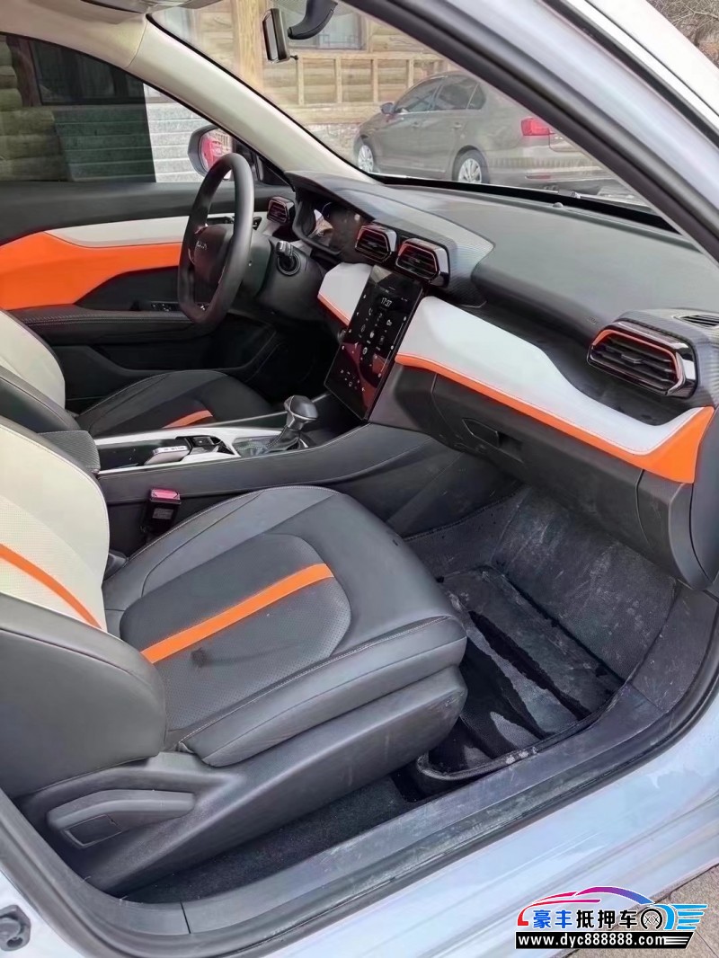 23年东风风神奕炫轿车抵押车出售