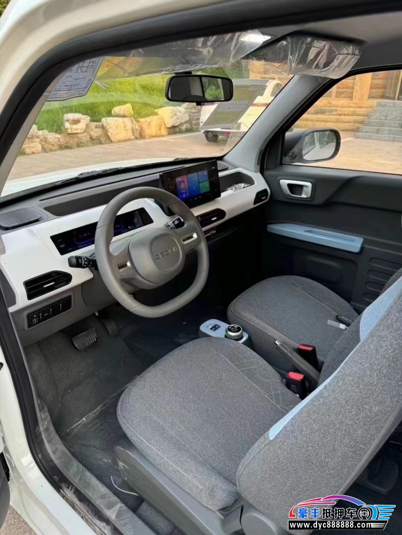 24年吉利熊猫轿车抵押车出售