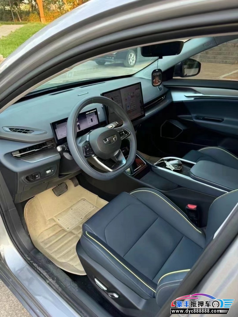 24年吉利几何轿车抵押车出售