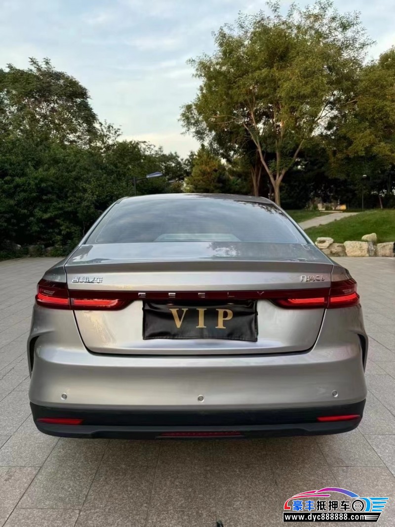 24年吉利几何轿车抵押车出售