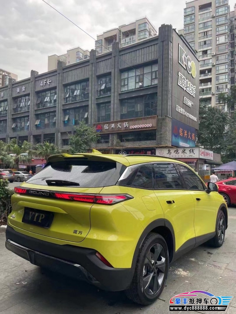 23年北汽制造魔方轿车抵押车出售