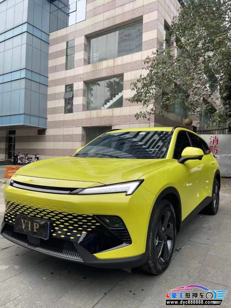 23年北汽制造魔方轿车抵押车出售