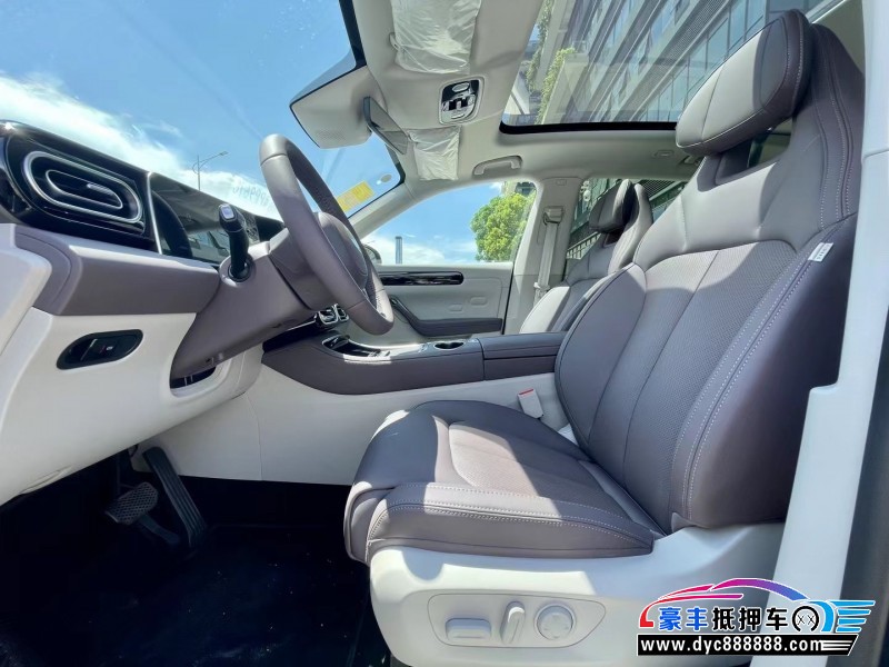 24年零跑C11轿车抵押车出售