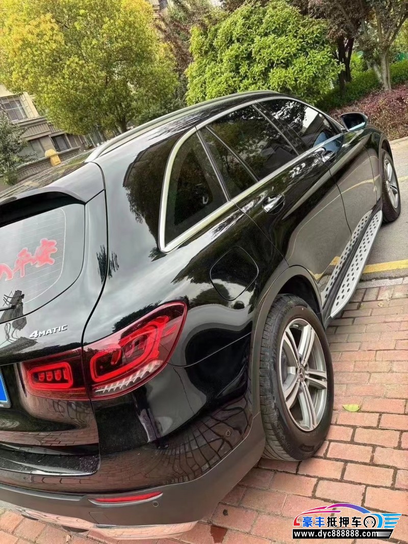 22年奔驰GLC轿车抵押车出售