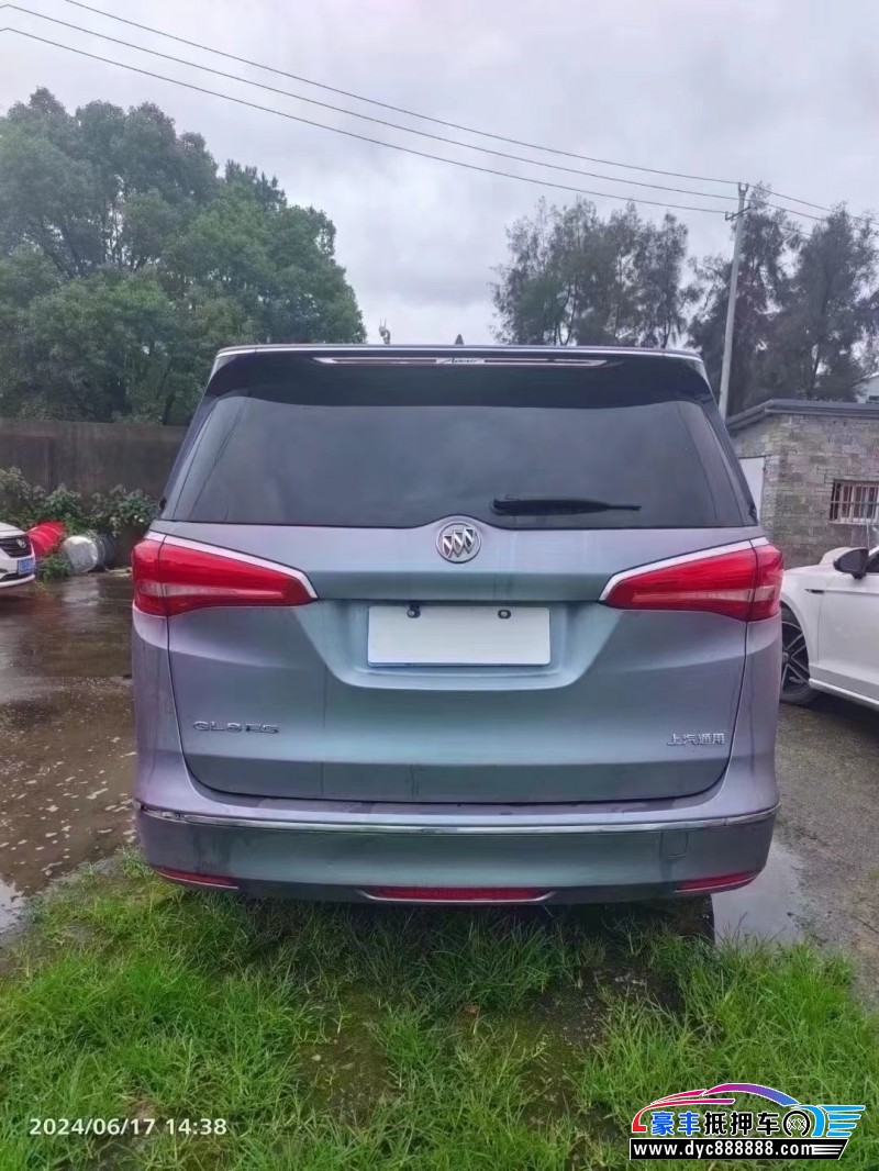 20年别克GL8轿车抵押车出售