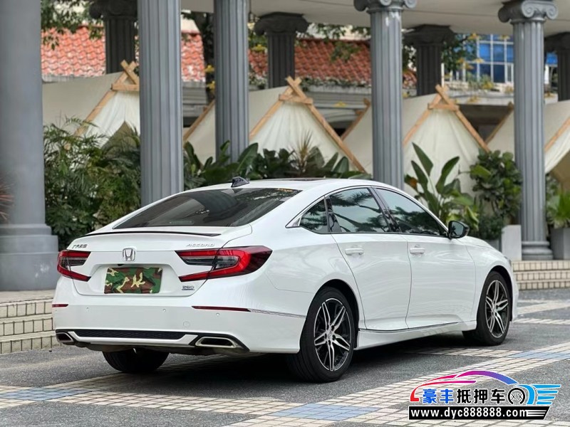 22年本田雅阁轿车抵押车出售