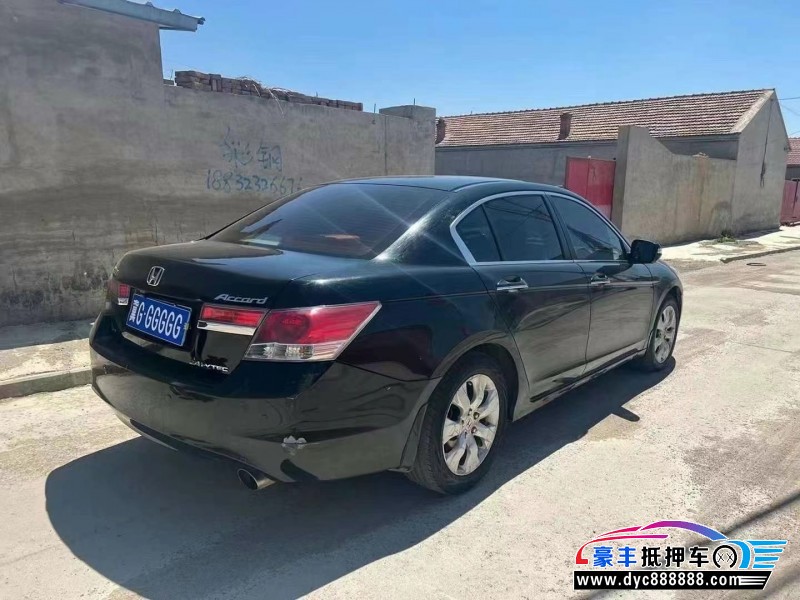 12年本田雅阁轿车抵押车出售