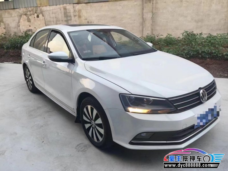 16年大众速腾轿车抵押车出售