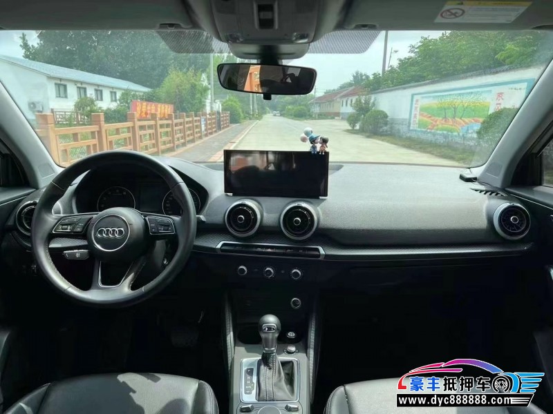 22年奥迪Q2轿车抵押车出售