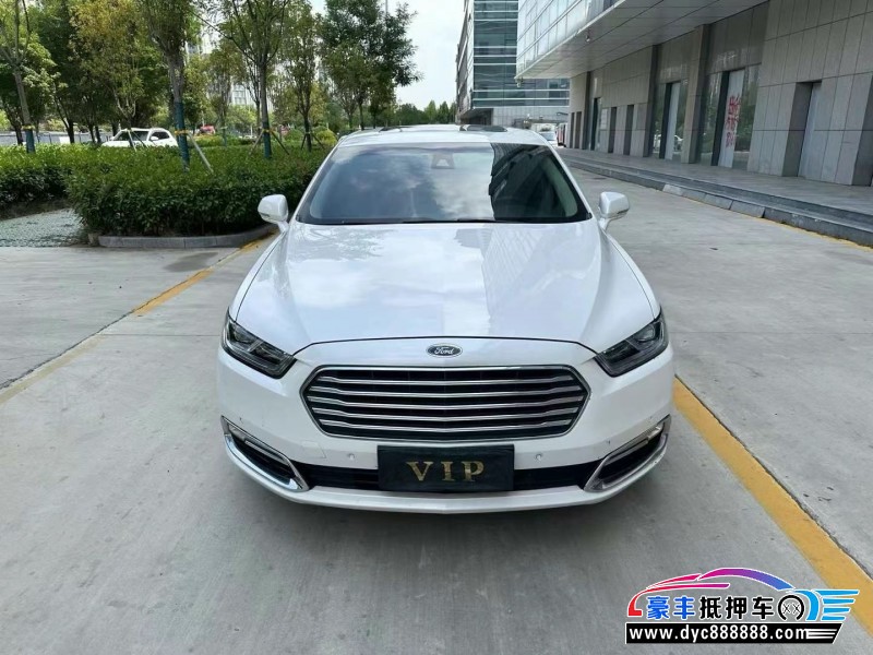 17年福特金牛座轿车抵押车出售