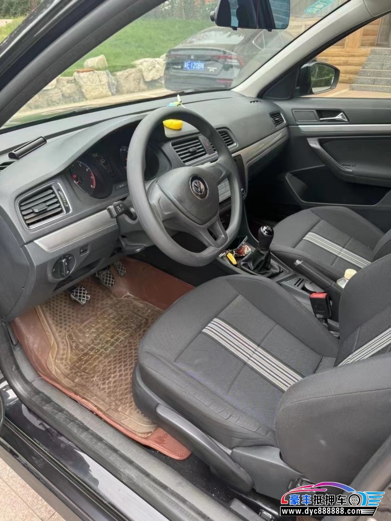 16年大众朗行轿车抵押车出售