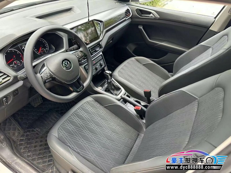 21年大众途凯轿车抵押车出售