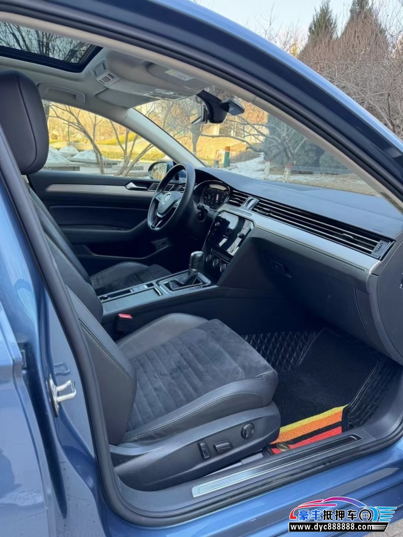 17年大众蔚揽轿车抵押车出售