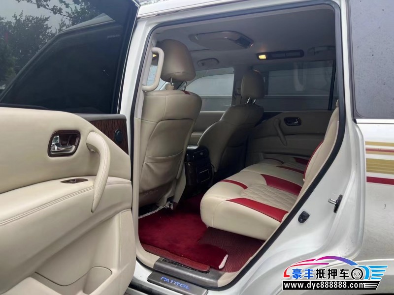 20年日产途乐轿车抵押车出售