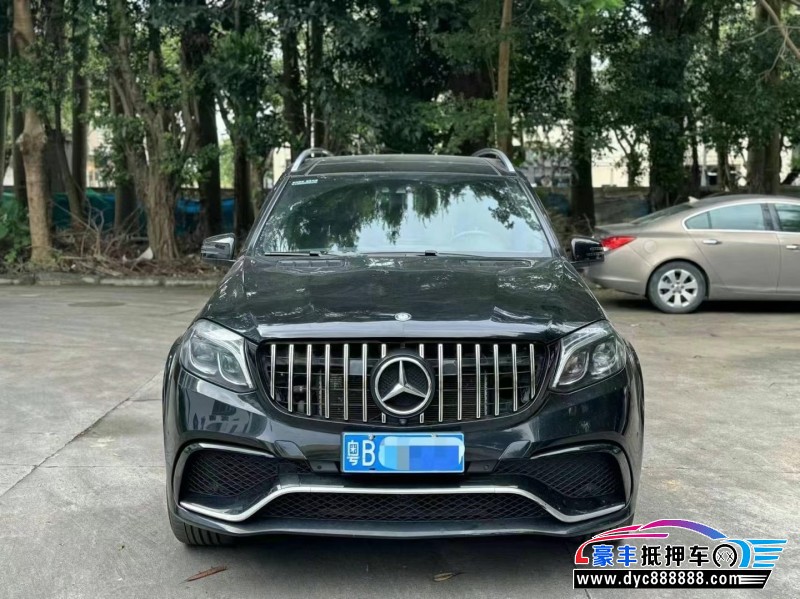 14年奔驰GL轿车抵押车出售