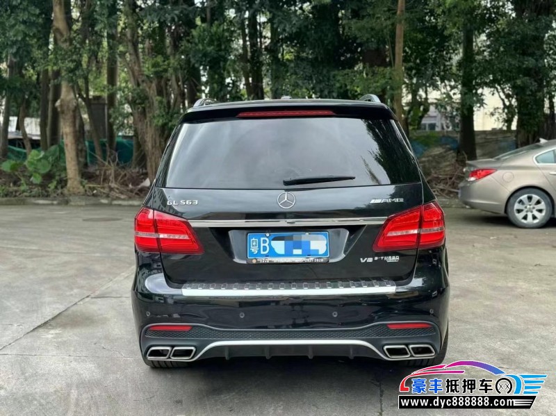 14年奔驰GL轿车抵押车出售