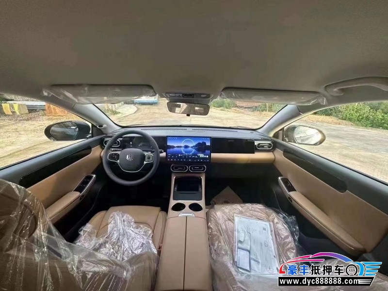 24年零跑c01轿车抵押车出售