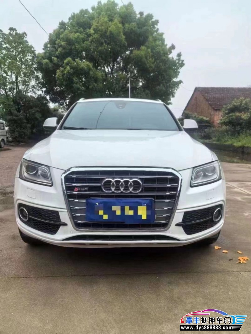 15年奥迪SQ5轿车抵押车出售