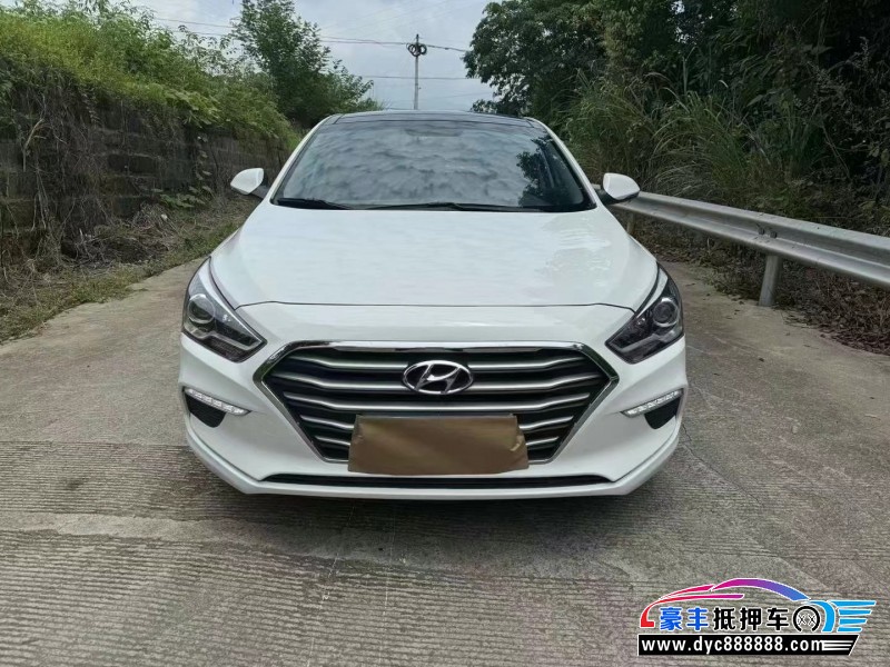 18年现代名图轿车抵押车出售