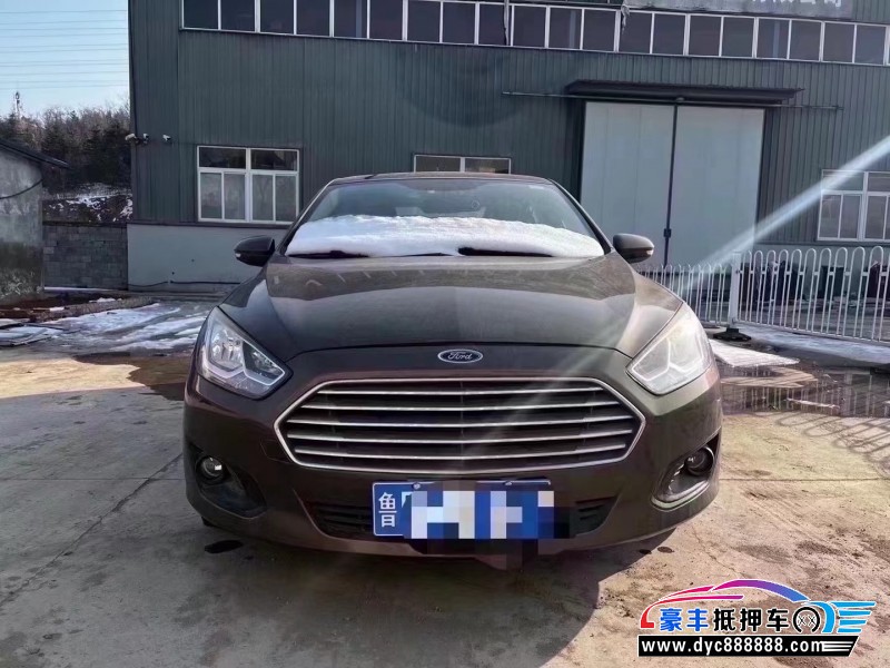 15年福特福睿斯轿车抵押车出售