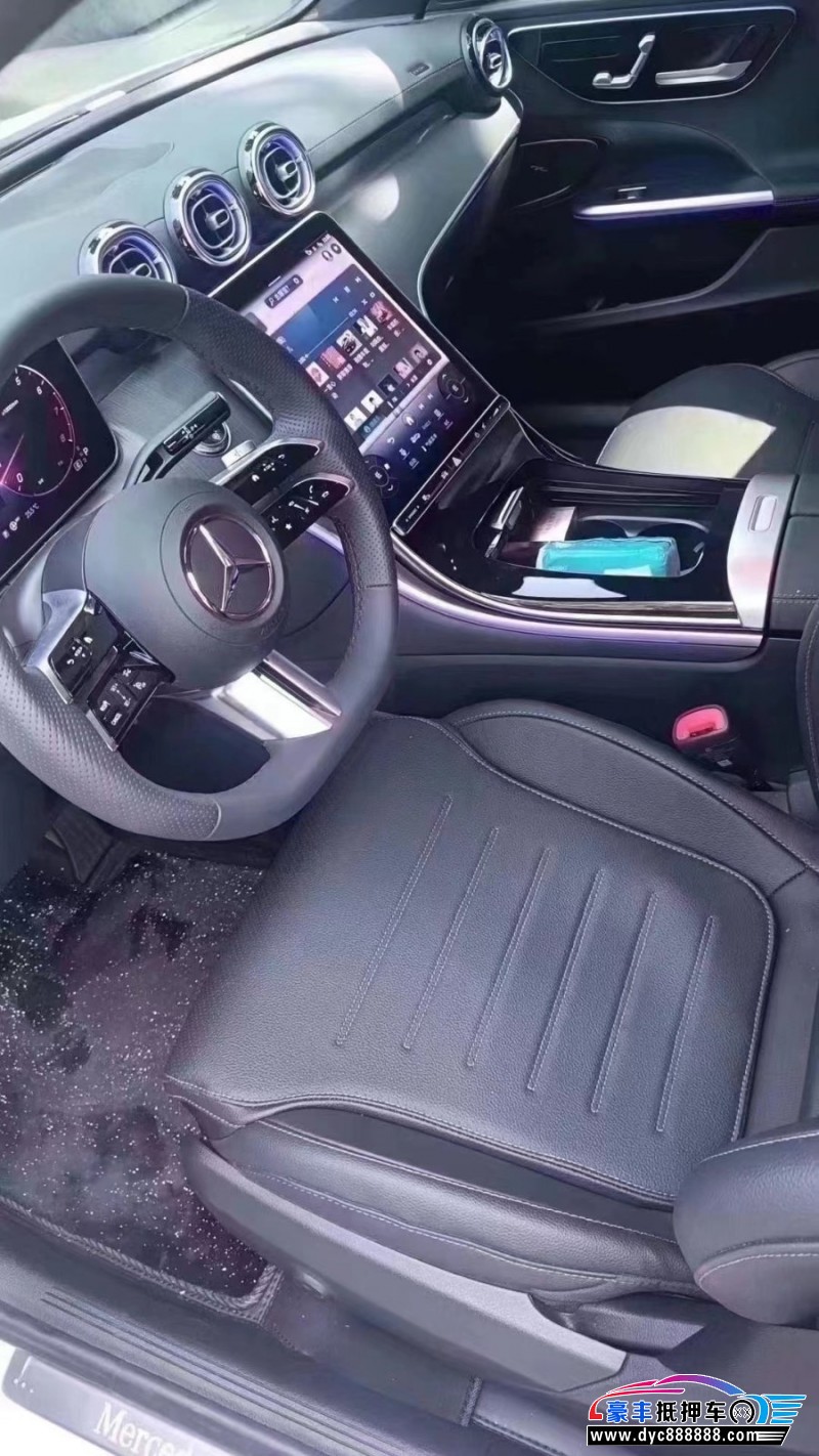 23年奔驰C轿车抵押车出售