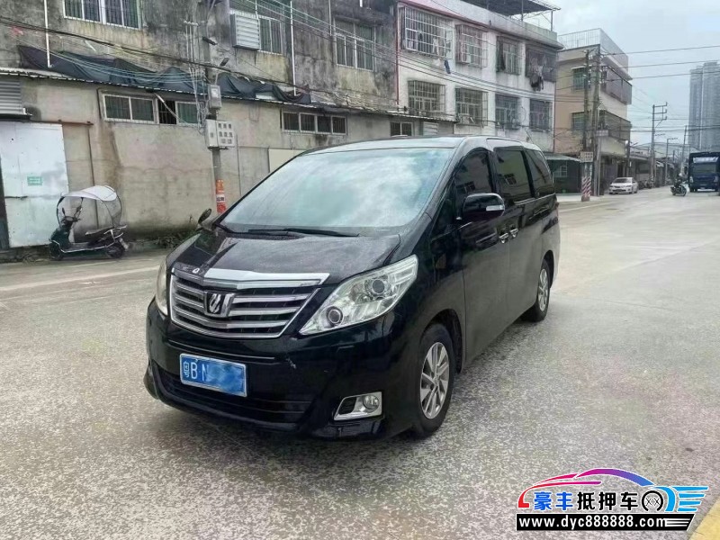 13年丰田埃尔法轿车抵押车出售