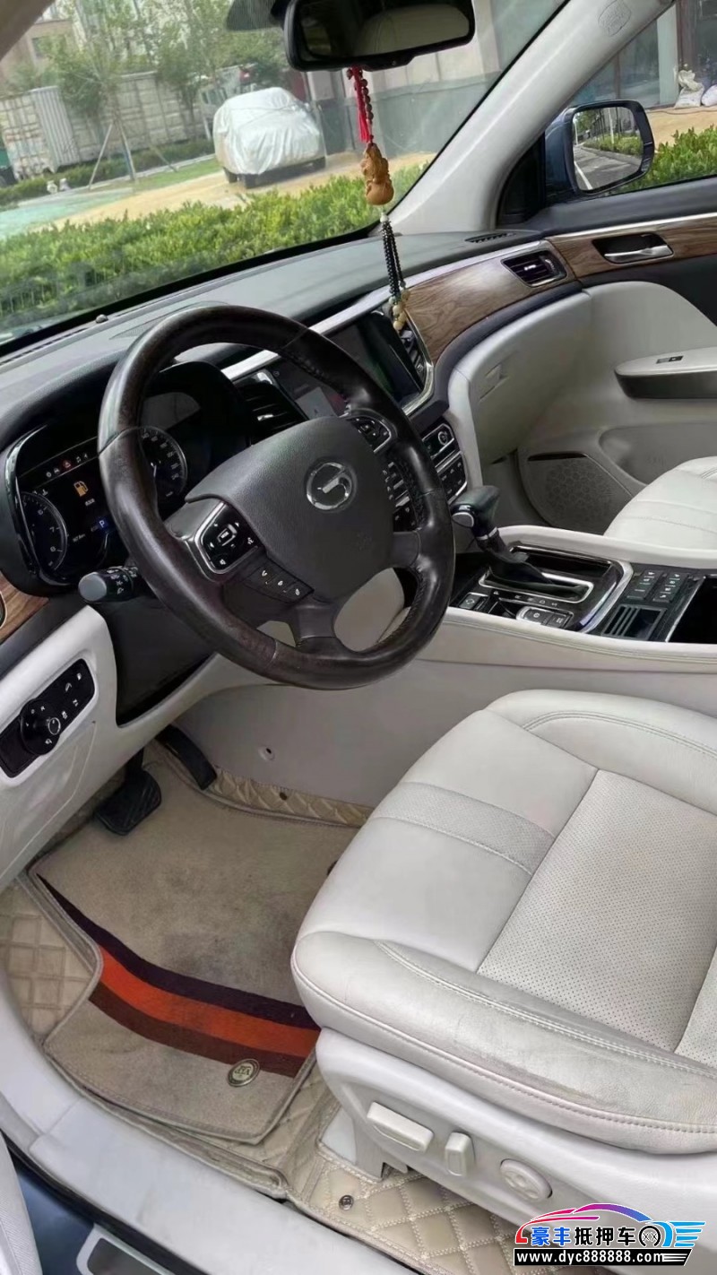 17年传祺GS8轿车抵押车出售