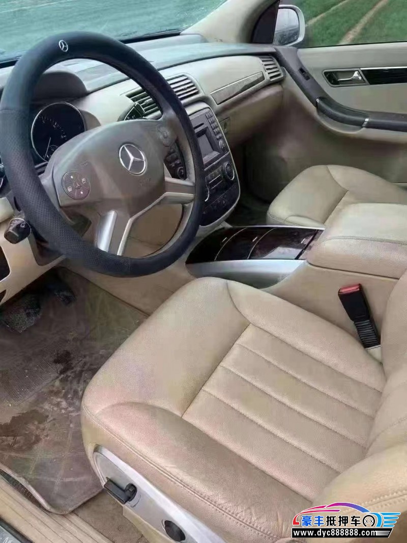 10年奔驰R轿车抵押车出售