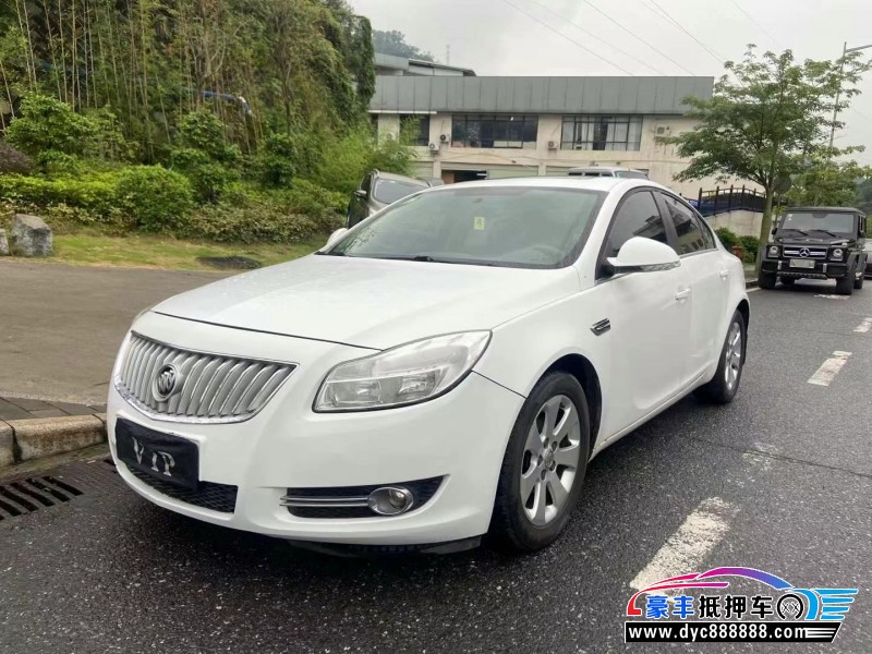 12年别克君威轿车抵押车出售