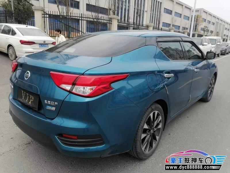 20年日产蓝鸟轿车抵押车出售