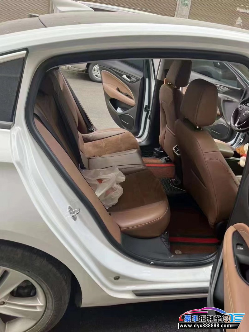 20年别克君威轿车抵押车出售