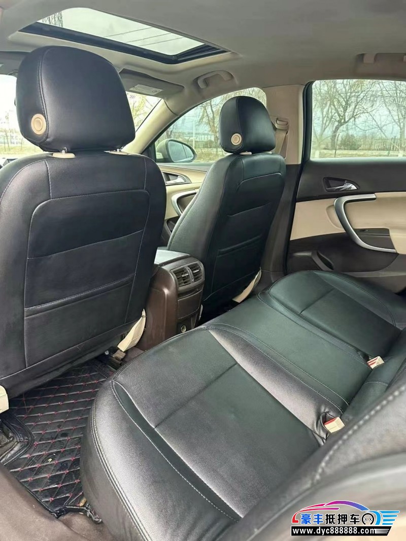 12年别克君威轿车抵押车出售