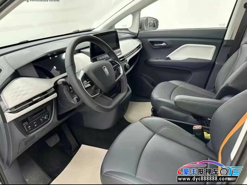 24年奔腾奔腾NAT轿车抵押车出售