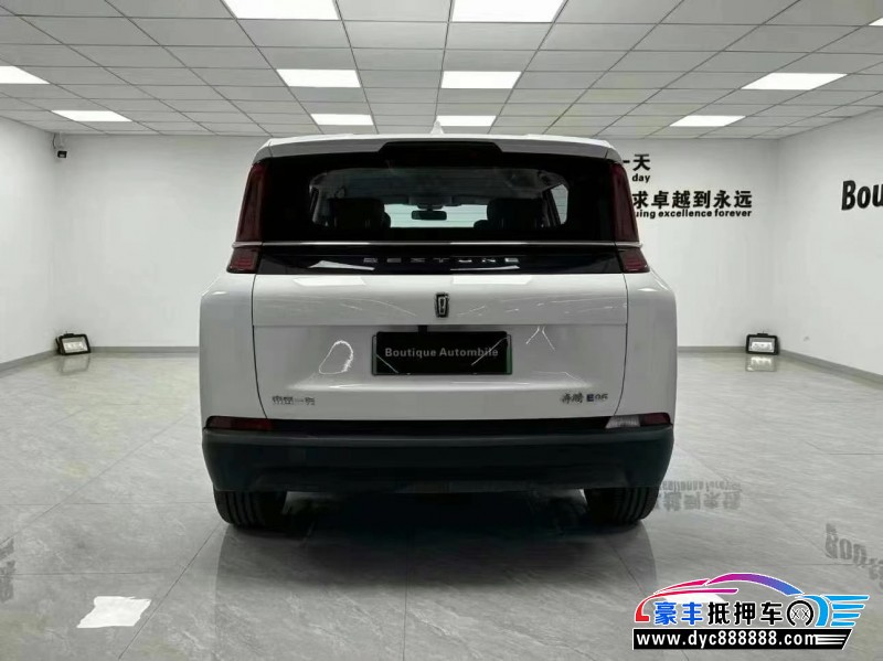 24年奔腾奔腾NAT轿车抵押车出售